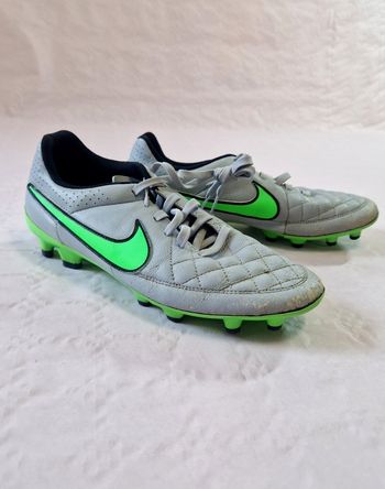 Basket / crampons de football  , Nike Tiempo Genio  Leather  , taille 41