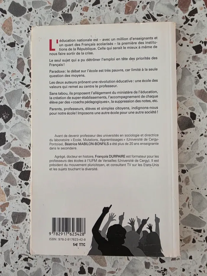 Indignons nous pour notre école - photo numéro 2