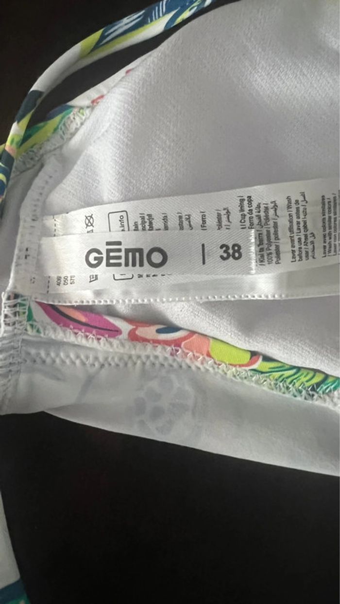 Joli maillot de bain 2 pièces taille 40 pour le bas 38 pour le haut neuf jamais porté gémo - photo numéro 10