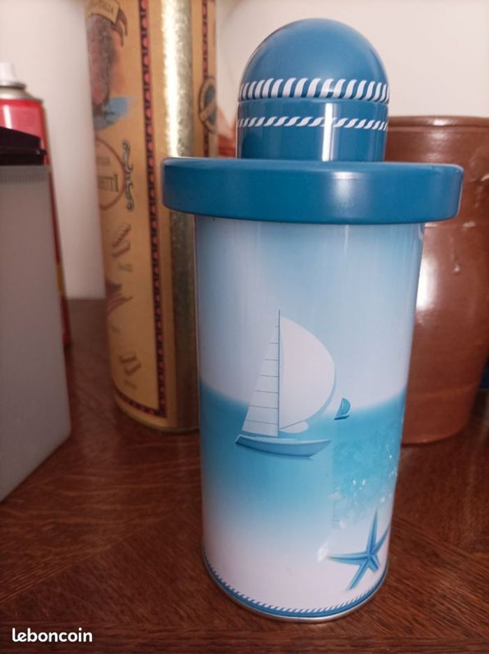 Boite metal phare