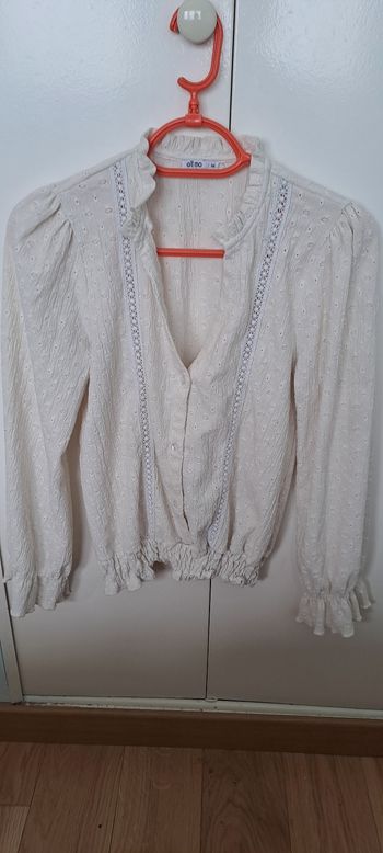 Blouse blanche broderie anglaise GÉMO   romantique / bohème 🌟