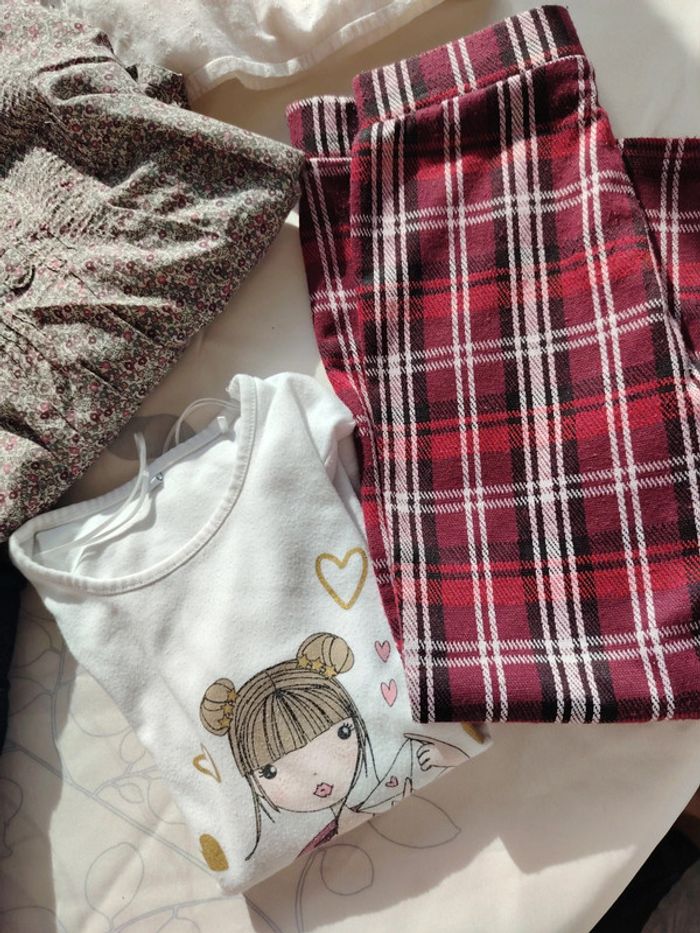 Lot gilets et blouse 6 ans - photo numéro 2