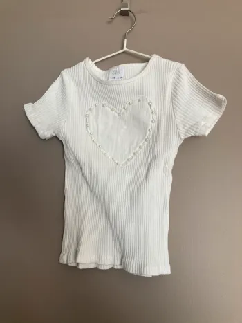 Zara t-shirt court 8-9 ans