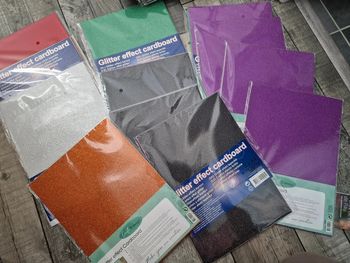 Lot de papiers pailletés scrapbooking