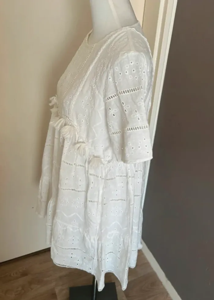 Zara robe blanche, bohème chic, broderie anglaise taille M/38 - photo numéro 2