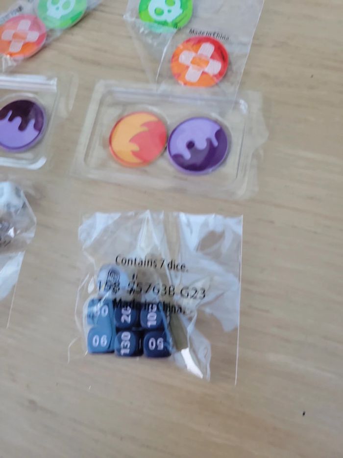 Gros lot accessoires jeu de carte pokemon dé jeton marqueur - photo numéro 2