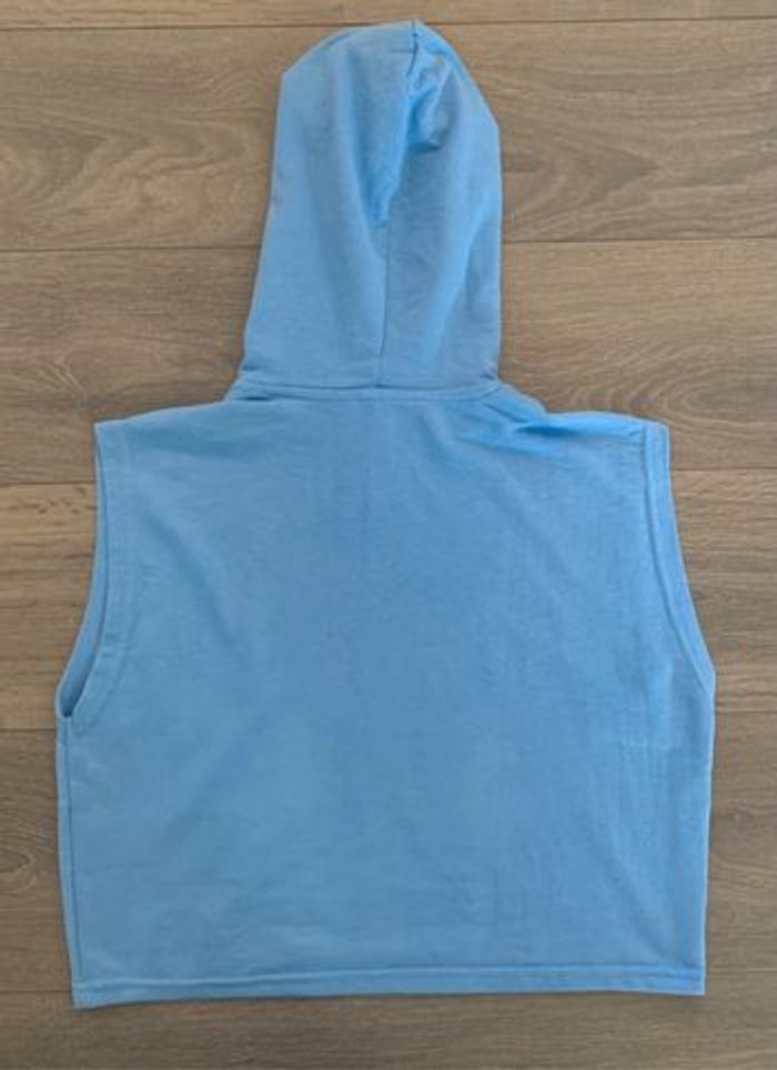 T-shirt à capuche et sans manche - photo numéro 5