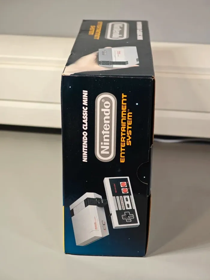 Console Nintendo Mini Nes / Une manette/ 30 jeux / Boîte / Comme neuf - photo numéro 9