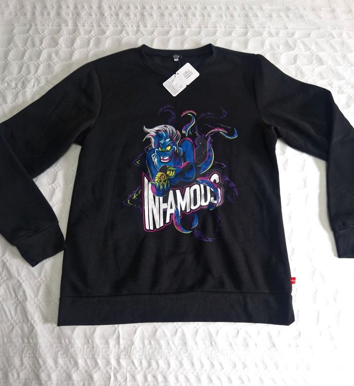 Pull mixte  , Disney  , vilain  , Ursula , la petite sirène , taille XL