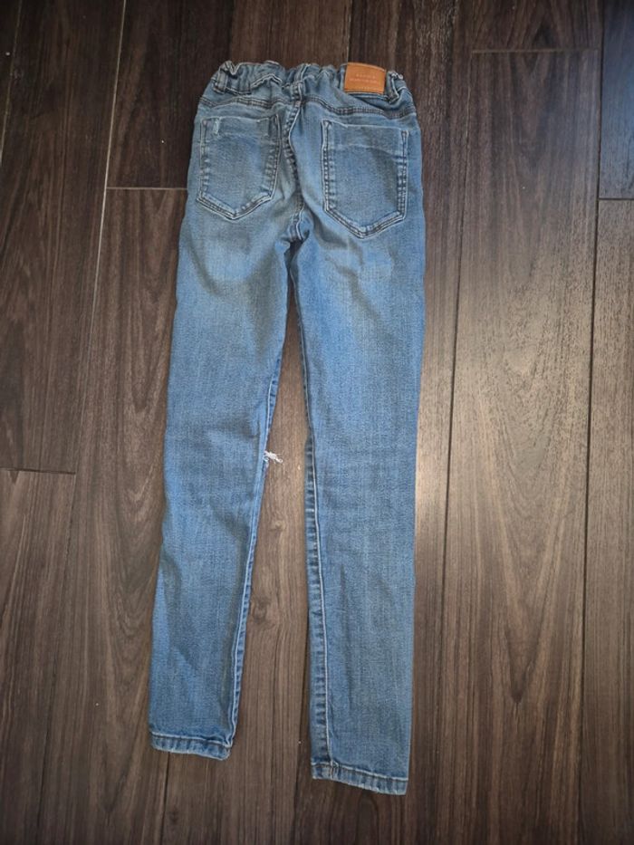 Jean effet troué - photo numéro 3