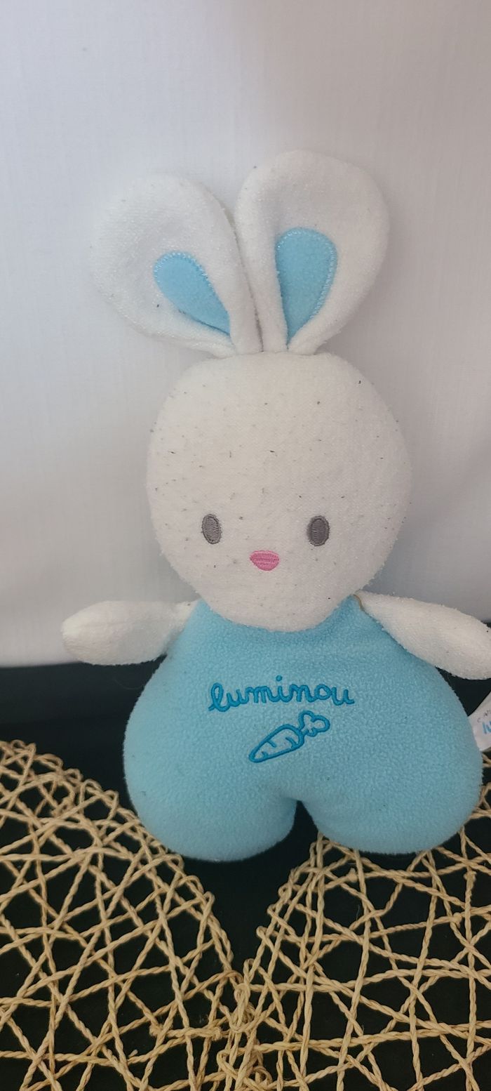 Peluche Lapin LUMINOU JEMINI Phosphorescent Hochet bleu 20 cm - photo numéro 3