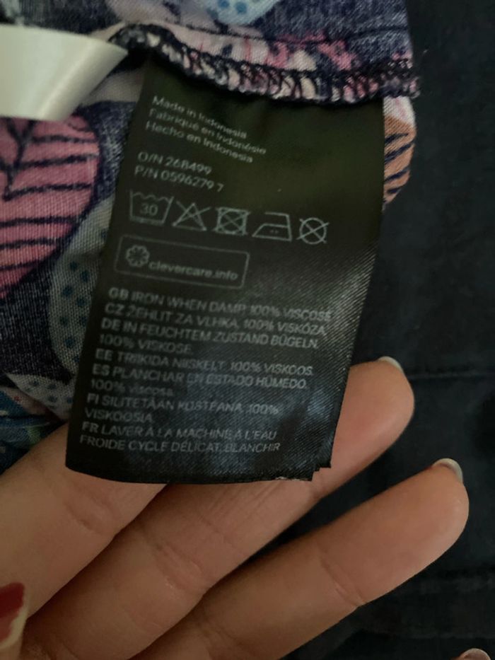 Combinaison H&M Taille 116 - photo numéro 4
