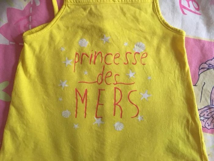 Débardeur jaune vif Kiabi 3 ans (1€50) - photo numéro 2