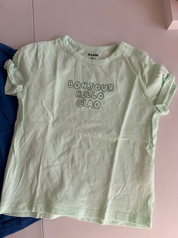 T- shirt Kiabi en très bon état taille 18 mois 