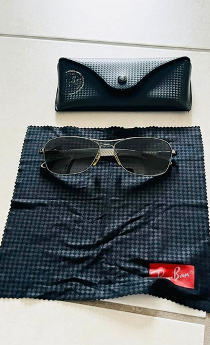 Lunettes de soleil Rayban