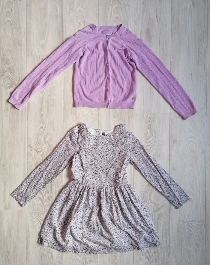 Ensemble Sergent Major
Thème Balade au musée
Taille 10 ans
Robe comme neuve
Gilet bon état offert