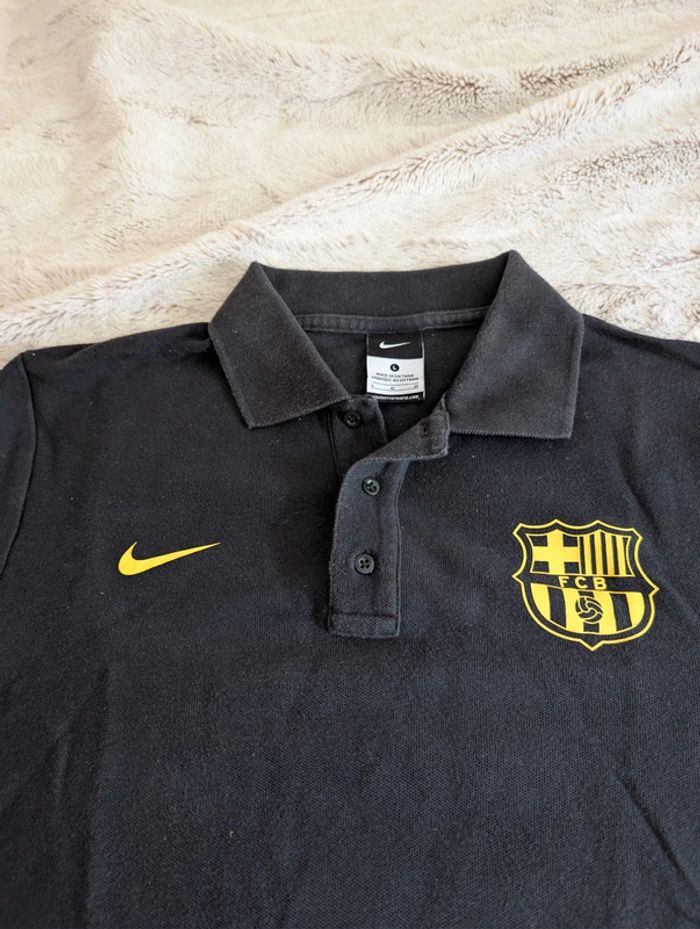 Polo Nike FCB . Taille L - photo numéro 6