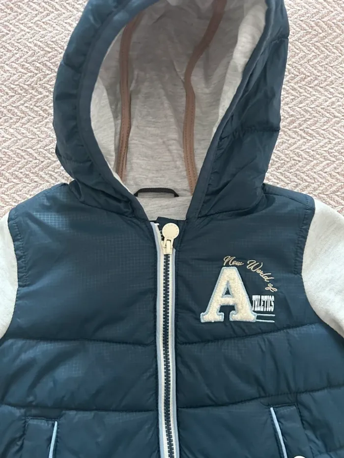 Veste bébé taille 9 mois - photo numéro 2
