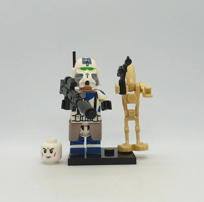 🌠 Figurine Star Wars - 501st Legion Clone Commander - (Style Lego) 🌠
