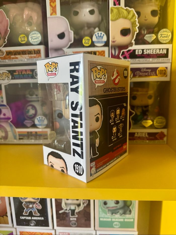 Funko Pop! Movies 1510 - Ghostbusters - Ray Stantz - Glows In The Dark - photo numéro 4