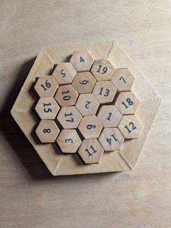 Casse tête nid d'abeille