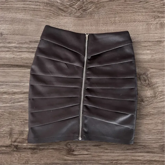 Lot de trois jupes noires taille S - photo numéro 4