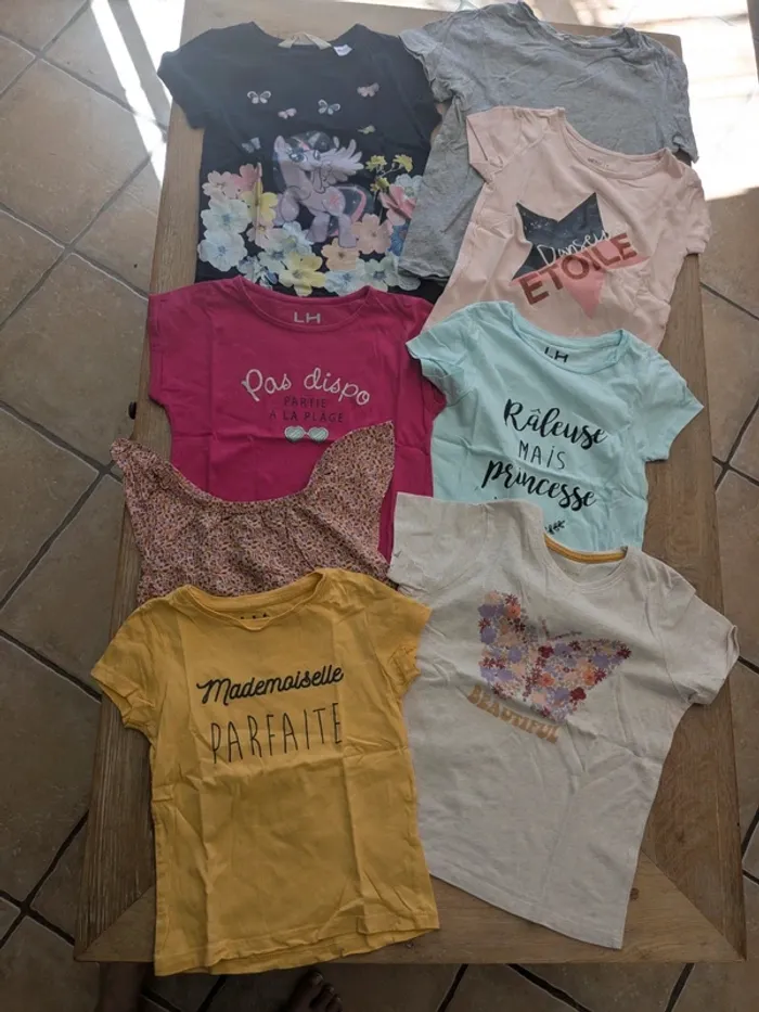 Lot tee shirt fille 6 ans