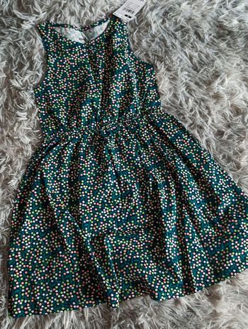 Magnifique robe 8 ans neuf étiquetter 💐