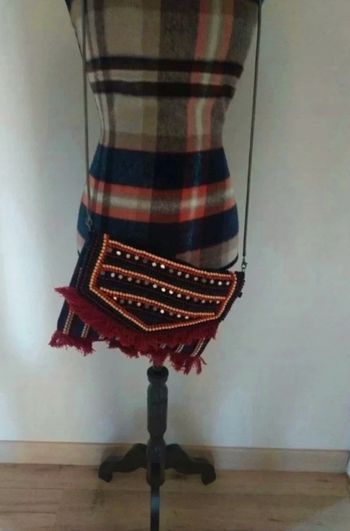 Pochette ethnique bohème chic perles franges et miroirs