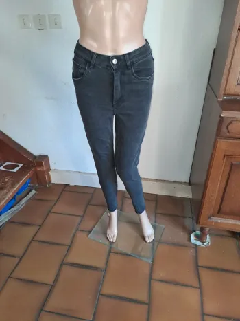 Jean 36 femme 
