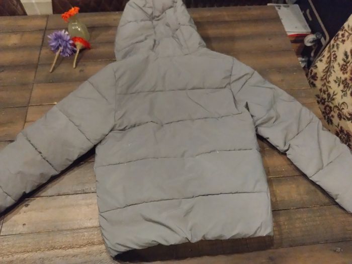 Doudoune grise Abercrombie 9-10 ans – Capuche fourrée – Bon état - photo numéro 9