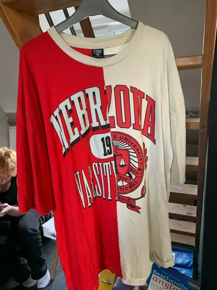T shirt FSBN vintage rouge et beige - photo numéro 2