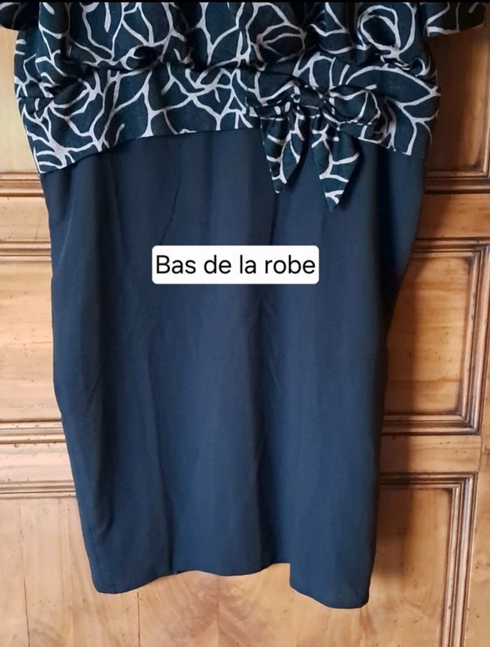 Robe mi  longue droite taille 42 - photo numéro 3