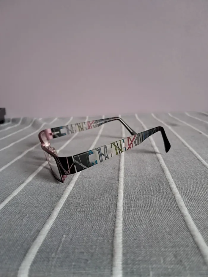 Paire de lunettes de vue