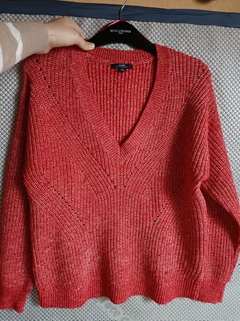 Pull rouge 