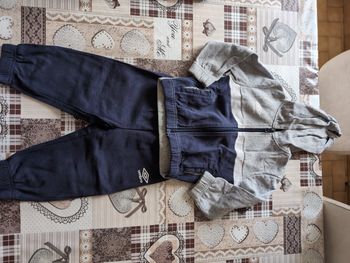 Ensemble jogging garçon 24 mois