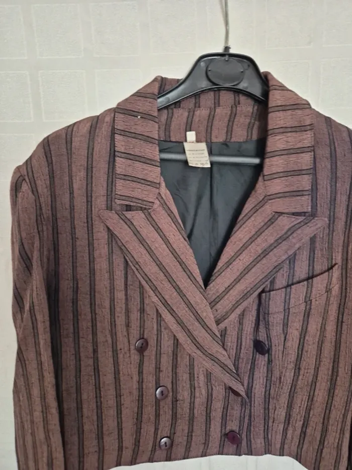 blazer court taille 38 - photo numéro 2