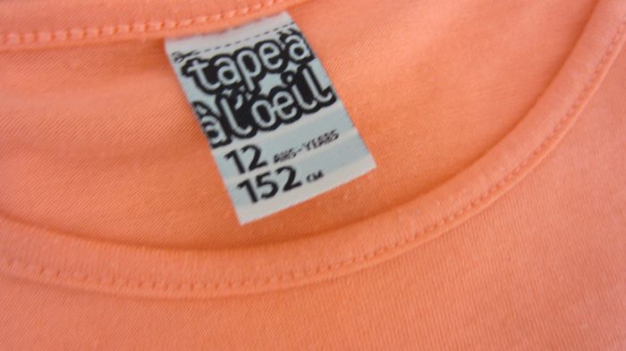 Tee shirt corail avec coeurs argentés - photo numéro 5