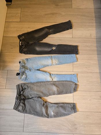 Lot Pantalons trouer 5ans