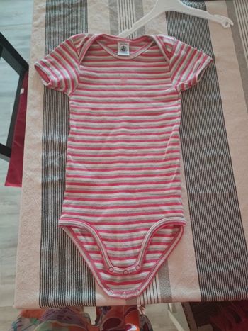 Body taille 36 mois