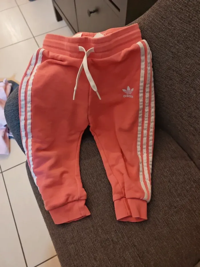 Bs de jogging adidas 18-24 mois - photo numéro 3