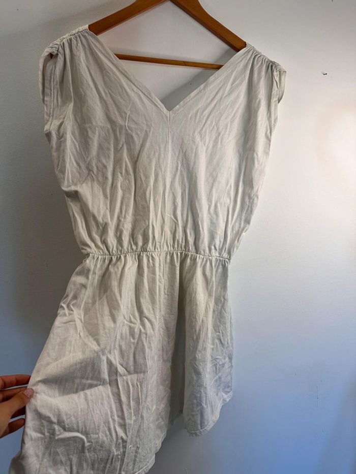Robe blanche taille M/L - photo numéro 4