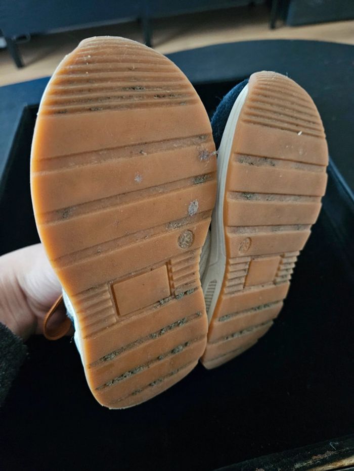 Basket vertbaudet taille 23 - photo numéro 5