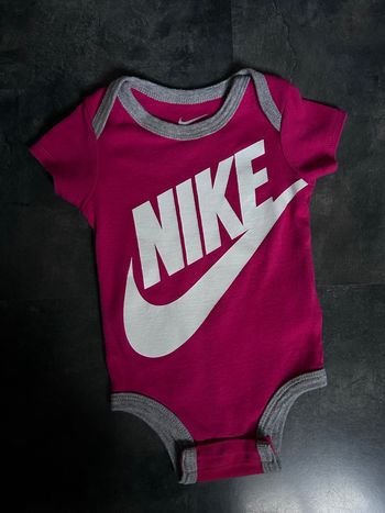 Bodys Fuschia 0-6 mois Nike