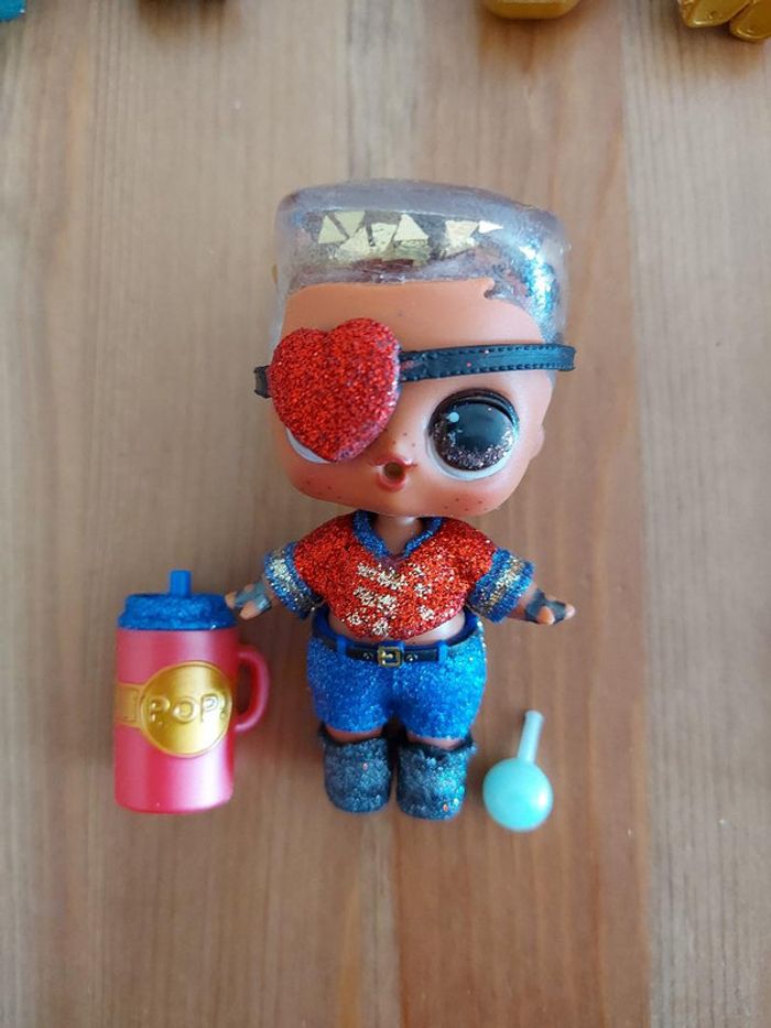 Lol Glitter Globe - Winter Disco - Soldier Boi