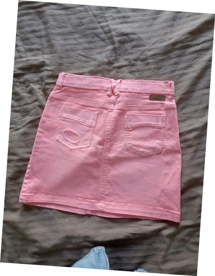 Superbe jupe tape à l'oeil - photo numéro 3