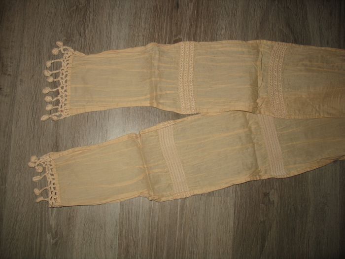 ÉCHARPE FINE BEIGE FILLE - 4 / 6 ANS - n°15 - photo numéro 3