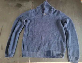 Pull Jules taille M comme neuf