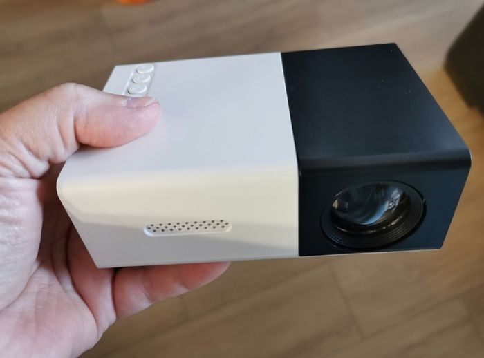 MINI VIDÉO-PROJECTEUR PORTABLE MAOHUTER - photo numéro 5