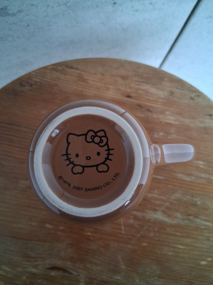Mug " Chocolat " Hello Kitty - photo numéro 6